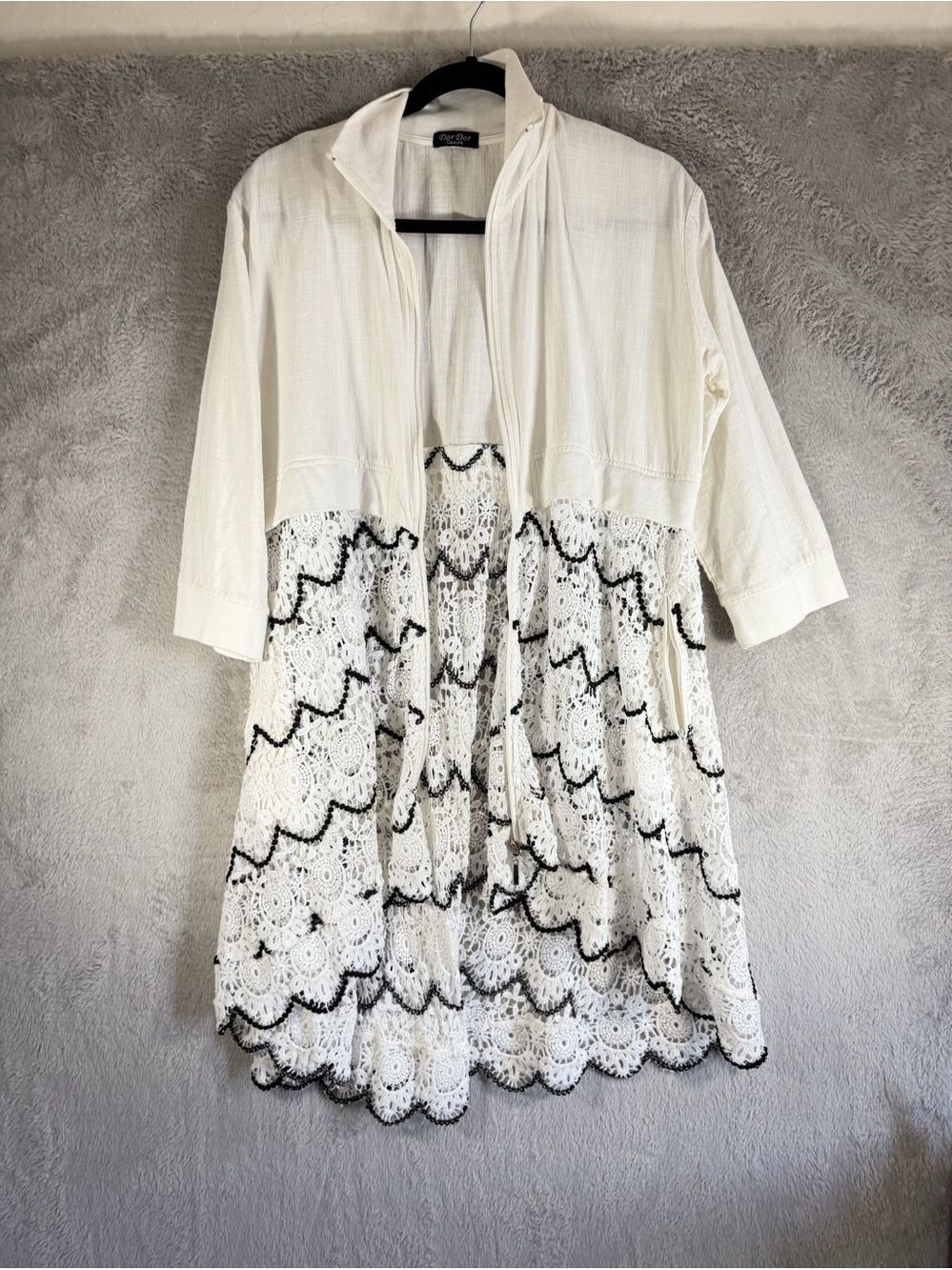 Dor Dor Couture Ladies Cream Crochet Lace Tunic Cardigan (no size tag) M